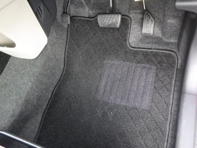 よくあるお気を付けポイント・・・ネット掲載の総額表示価格と実際の店頭での総額表示価格が違う。「当社は相場に連動したたデジタル価格表示です」とか意味不明な説明。来店する都度価格が違う。