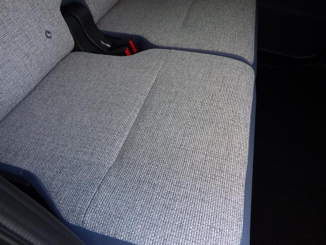 ムーヴキャンバス ストライプスＧ　シャイニングホワイト／レーザーブルー　３ｋｍ・届出済未使用車　ＬＥＤヘッドライト＆フォグランプ　両側電動スライドドア　２シートヒーター　バックカメラ＆ステリモ　純正フロアマット＆サイドバイザー（25枚目）