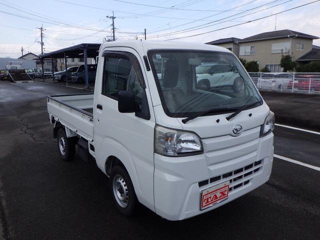 ハイゼットトラック スタンダード　６１４９１ｋｍ　有効車検期限８／１２　ワンタッチボタン式パートタイム４ＷＤ　ＡＣ　ＰＳ　ヘッドライトレベライザー　荷台ゴムマット　三方開プロテクターゴム　鳥居ゲートゴム　リアゲートチェーン（3枚目）