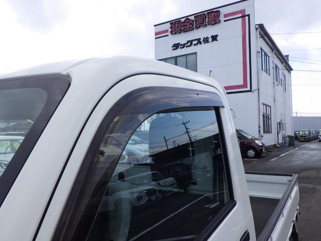 ハイゼットトラック スタンダード　６１４９１ｋｍ　有効車検期限８／１２　ワンタッチボタン式パートタイム４ＷＤ　ＡＣ　ＰＳ　ヘッドライトレベライザー　荷台ゴムマット　三方開プロテクターゴム　鳥居ゲートゴム　リアゲートチェーン（11枚目）