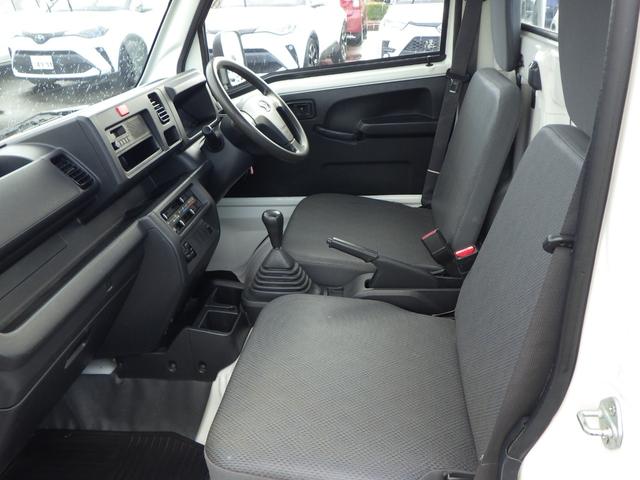 ハイゼットトラック スタンダード　６１４９１ｋｍ　有効車検期限８／１２　ワンタッチボタン式パートタイム４ＷＤ　ＡＣ　ＰＳ　ヘッドライトレベライザー　荷台ゴムマット　三方開プロテクターゴム　鳥居ゲートゴム　リアゲートチェーン（27枚目）