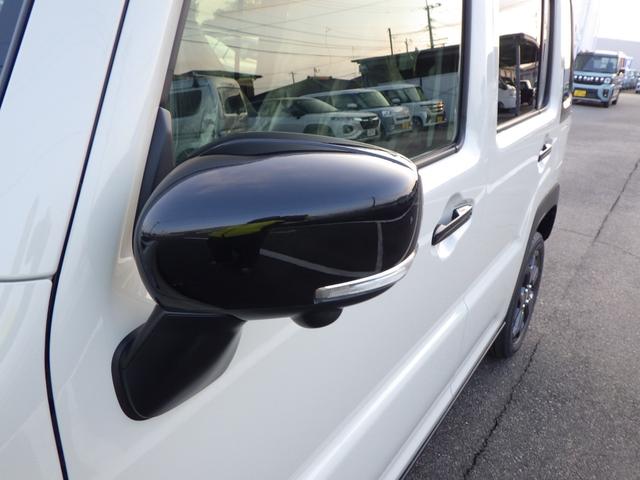 ハスラー タフワイルド　純正９インチフルセグナビ・ディスプレイオーディオ　スマホ・アップルカープレイ・アンドロイドオート対応　ブルートゥース　ＤＶＤ／ＣＤ／ＵＳＢ　全周囲モニター　ＨＵＳＴＬＥＲエンブレム　ルーフレール（16枚目）