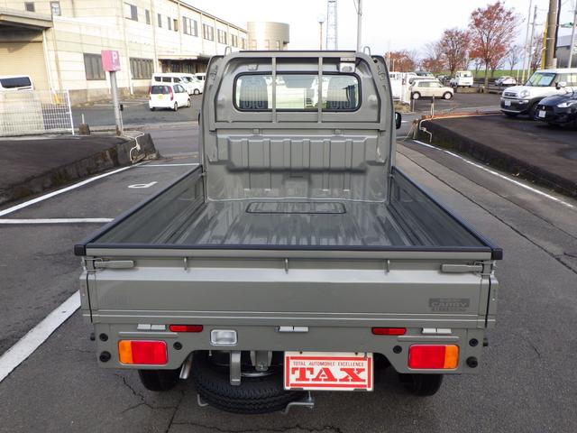 キャリイトラック ＫＣエアコン・パワステ農繁仕様　４ＷＤ　４ＡＴ　オートライト　オートハイビーム　パワーウインド　キーレスエントリー　三方開プロテクターゴム　鳥居ゲートゴム　リアゲートチェーン　作業灯　ＬＥＤ室内灯　衝突被害軽減ブレーキ（6枚目）