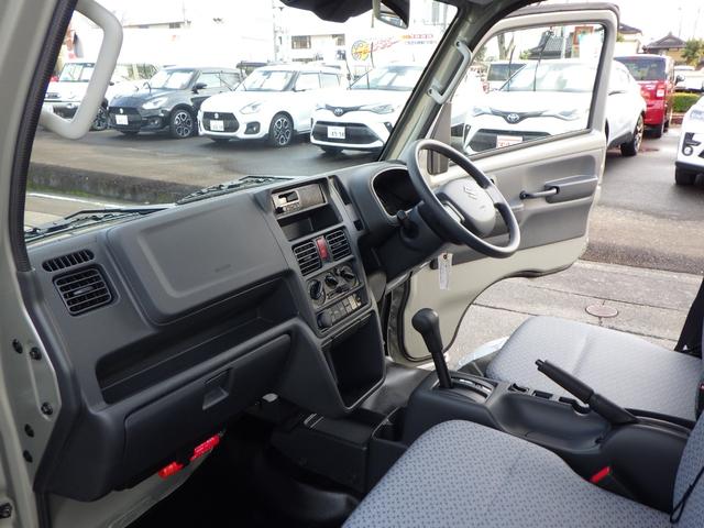 キャリイトラック ＫＣエアコン・パワステ農繁仕様　４ＷＤ　４ＡＴ　オートライト　オートハイビーム　パワーウインド　キーレスエントリー　三方開プロテクターゴム　鳥居ゲートゴム　リアゲートチェーン　作業灯　ＬＥＤ室内灯　衝突被害軽減ブレーキ（25枚目）