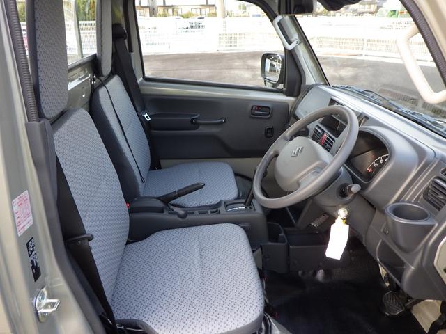 キャリイトラック ＫＣエアコン・パワステ農繁仕様　４ＷＤ　４ＡＴ　オートライト　オートハイビーム　パワーウインド　キーレスエントリー　三方開プロテクターゴム　鳥居ゲートゴム　リアゲートチェーン　作業灯　ＬＥＤ室内灯　衝突被害軽減ブレーキ（20枚目）