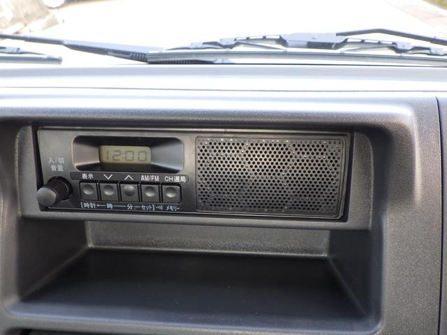 キャリイトラック ＫＣエアコン・パワステ農繁仕様　４ＷＤ　４ＡＴ　オートライト　オートハイビーム　パワーウインド　キーレスエントリー　三方開プロテクターゴム　鳥居ゲートゴム　リアゲートチェーン　作業灯　ＬＥＤ室内灯　衝突被害軽減ブレーキ（37枚目）