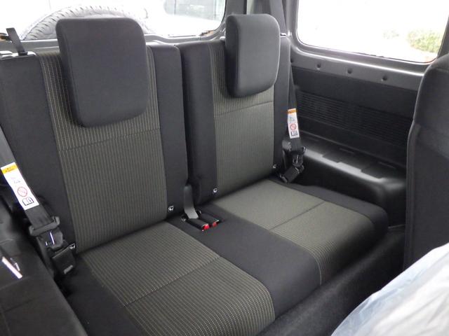 ジムニーシエラ JC 5km 有効車検期限9/12 前後衝突被害軽減ブレーキ アダプティブクルーズコントロール LEDヘッドライト フォグランプ 2シートヒーター 15インチアルミホイール 登録済未使用車 展示車UP(22枚目)