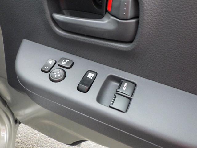 キャリイトラック ＫＸ　高低速２段切替式パートタイム４ＷＤ　デフロック機構電動格納ミラー　ＬＥＤヘッドライト　フォグランプ　パワーウインド　キーレス　純正ＣＤ　２スピーカー　リアゲートチェーン　作業灯　ＬＥＤ室内灯（25枚目）