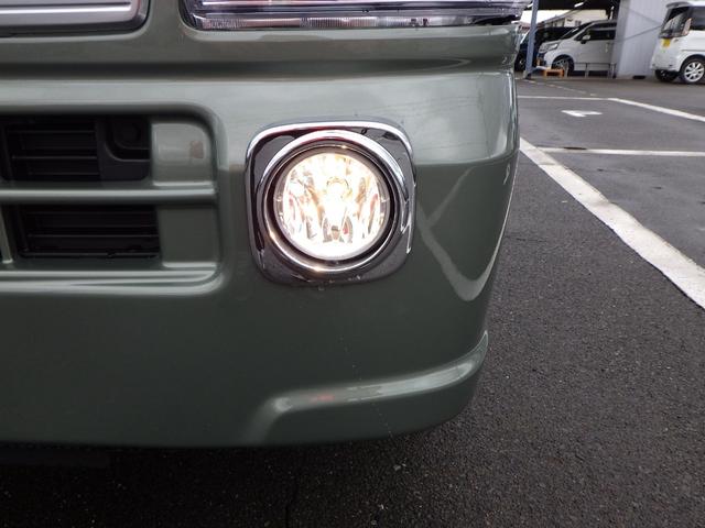 キャリイトラック ＫＸ　高低速２段切替式パートタイム４ＷＤ　デフロック機構電動格納ミラー　ＬＥＤヘッドライト　フォグランプ　パワーウインド　キーレス　純正ＣＤ　２スピーカー　リアゲートチェーン　作業灯　ＬＥＤ室内灯（12枚目）