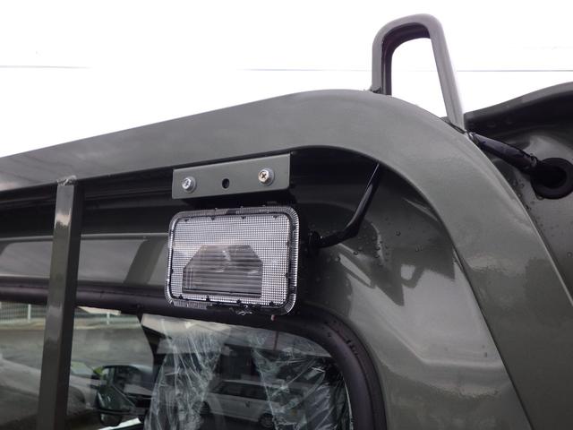 キャリイトラック ＫＸ　高低速２段切替式パートタイム４ＷＤ　デフロック機構電動格納ミラー　ＬＥＤヘッドライト　フォグランプ　パワーウインド　キーレス　純正ＣＤ　２スピーカー　リアゲートチェーン　作業灯　ＬＥＤ室内灯（16枚目）