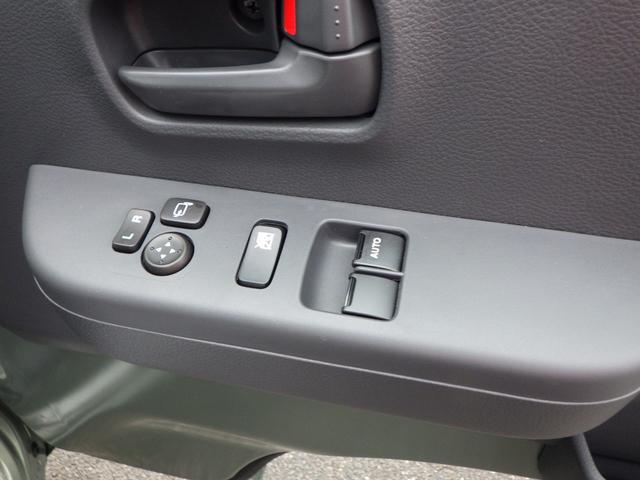 キャリイトラック ＫＸ　高低速２段切替式パートタイム４ＷＤ　デフロック機構電動格納ミラー　ＬＥＤヘッドライト　フォグランプ　パワーウインド　キーレス　純正ＣＤ　２スピーカー　リアゲートチェーン　作業灯　ＬＥＤ室内灯（27枚目）