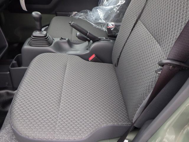 キャリイトラック ＫＸ　高低速２段切替式パートタイム４ＷＤ　デフロック機構電動格納ミラー　ＬＥＤヘッドライト　フォグランプ　パワーウインド　キーレス　純正ＣＤ　２スピーカー　リアゲートチェーン　作業灯　ＬＥＤ室内灯（30枚目）