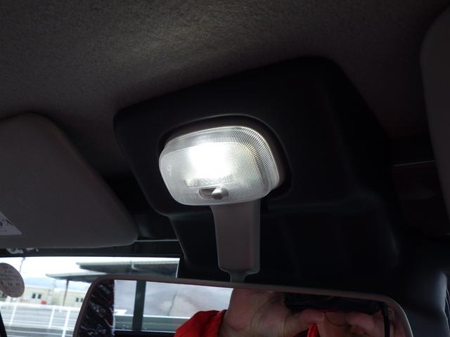 キャリイトラック ＫＸ　高低速２段切替式パートタイム４ＷＤ　デフロック機構電動格納ミラー　ＬＥＤヘッドライト　フォグランプ　パワーウインド　キーレス　純正ＣＤ　２スピーカー　リアゲートチェーン　作業灯　ＬＥＤ室内灯（46枚目）