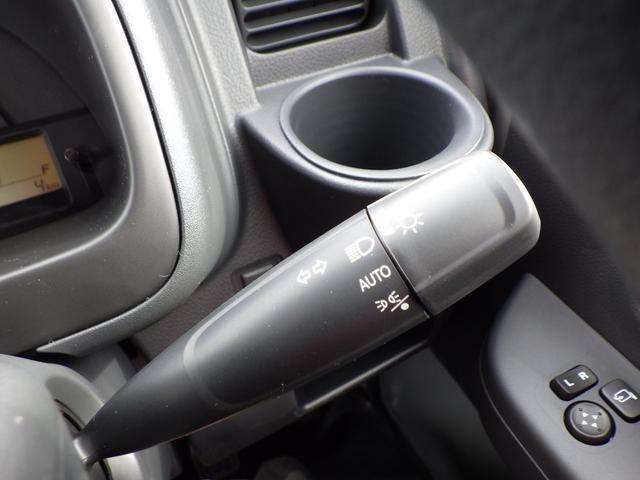 キャリイトラック ＫＸ　高低速２段切替式パートタイム４ＷＤ　デフロック機構電動格納ミラー　ＬＥＤヘッドライト　フォグランプ　パワーウインド　キーレス　純正ＣＤ　２スピーカー　リアゲートチェーン　作業灯　ＬＥＤ室内灯（43枚目）