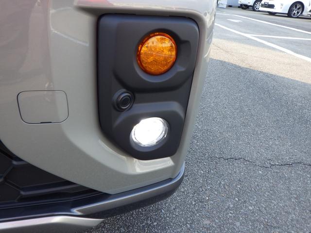 スペーシアギア ハイブリッドＸＺ　禁煙車　弊社試乗車ＵＰ　８インチフルセグナビ・走行中視聴ＯＫ　４１０９ｋｍ　ＬＥＤヘッドライト＆フォグランプ　両側電動スライドドア　ルーフレール　後席オットマン　室内サーキュレーター　アルミホイール（12枚目）