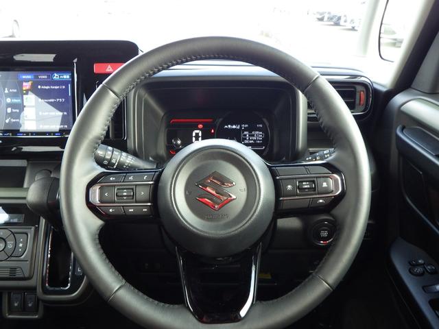 スペーシアギア ハイブリッドＸＺ　禁煙車　弊社試乗車ＵＰ　８インチフルセグナビ・走行中視聴ＯＫ　４１０９ｋｍ　ＬＥＤヘッドライト＆フォグランプ　両側電動スライドドア　ルーフレール　後席オットマン　室内サーキュレーター　アルミホイール（56枚目）