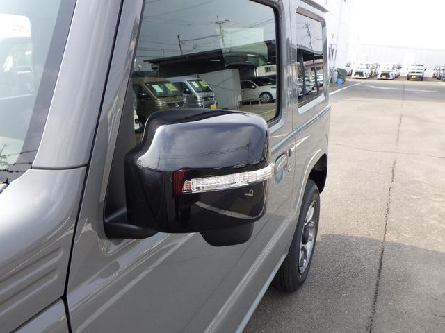 ジムニー ＸＣ　４ｋｍ　有効車検期限１１／１　前後衝突被害軽減ブレーキ　アダプティブクルーズコントロール　ＬＥＤヘッドライト　フォグランプ　２シートヒーター　アルミホイール　登録済未使用車（16枚目）