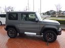 ジムニーシエラ JC 5km 有効車検期限9/12 前後衝突被害軽減ブレーキ アダプティブクルーズコントロール LEDヘッドライト フォグランプ 2シートヒーター 15インチアルミホイール 登録済未使用車 展示車UP(4枚目)