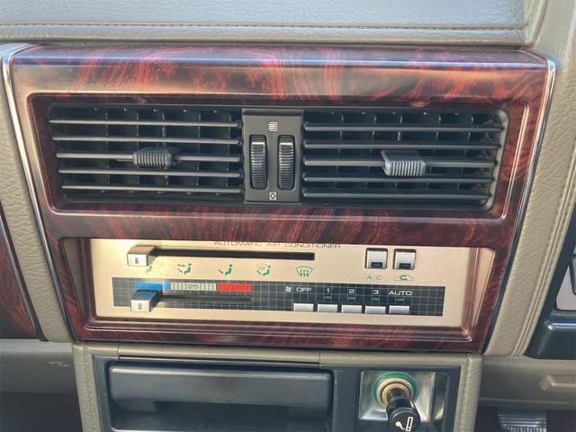 NISSAN LAUREL MEDALIST TURBO