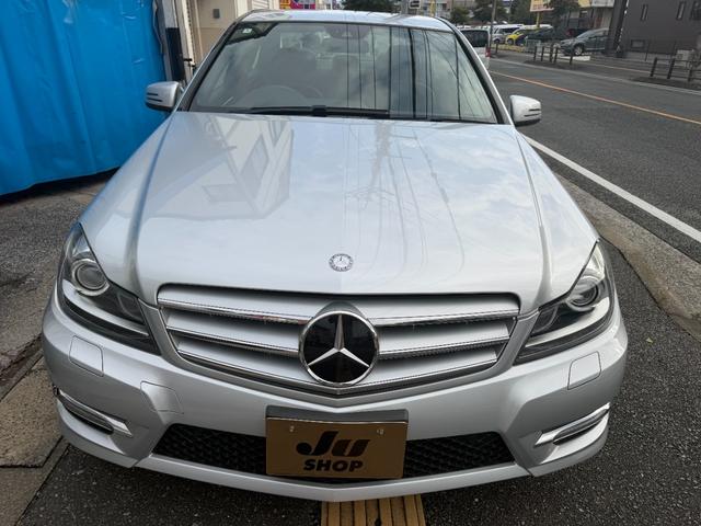 Ｃクラス Ｃ２００アバンギャルド　ＡＭＧパッケージ　ＡＭＧ１８インチアルミホイール　純正ナビ　バックカメラ　ハーフレザーシート　ＨＤＤナビ　パワーシート（3枚目）