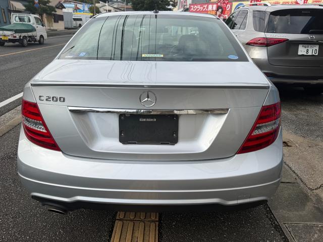 Ｃクラス Ｃ２００アバンギャルド　ＡＭＧパッケージ　ＡＭＧ１８インチアルミホイール　純正ナビ　バックカメラ　ハーフレザーシート　ＨＤＤナビ　パワーシート（6枚目）