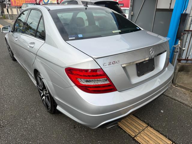 Ｃクラス Ｃ２００アバンギャルド　ＡＭＧパッケージ　ＡＭＧ１８インチアルミホイール　純正ナビ　バックカメラ　ハーフレザーシート　ＨＤＤナビ　パワーシート（7枚目）