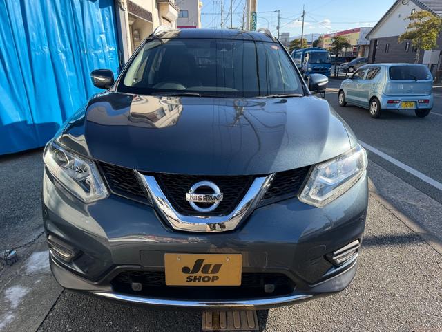 エクストレイル ２０Ｘ　ハイブリッド　エマージェンシーブレーキＰ　全国対応２年３万キロ保証　１オーナー　取説　整備手帳　純正ナビ　リアフリップダウンモニター　スマートルームミラー（4枚目）