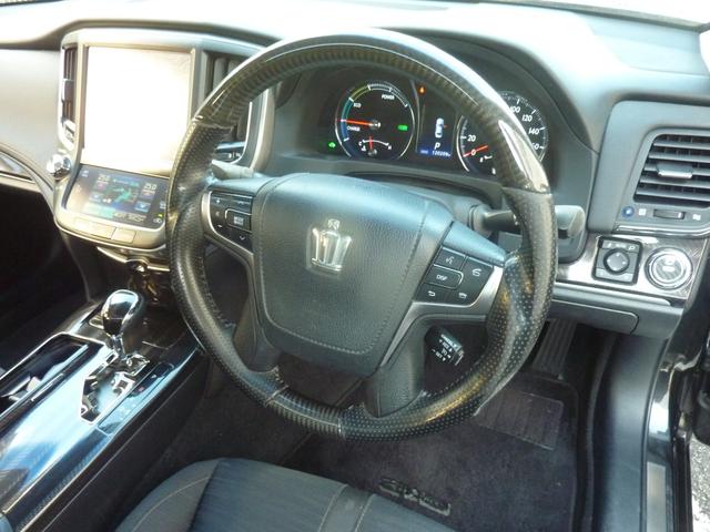 クラウンハイブリッド アスリートS ブラックスタイル サンルーフ Fスポ Rアンダー Rスポ 4本出しマフラー  車高調 社外18アルミ ウッドコンビハンドル HDDナビBluetooth DVD再生 テレビキットバックカメラ ETC リア3面フィルム(12枚目)