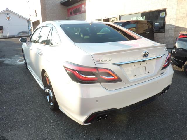 クラウンハイブリッド ＲＳアドバンス　２年保証ＯＰ全皮エアーシート　ＳＤナビ　Ｂｌｕｅｔｏｏｔｈ　ＤＶＤ再生　テレビキット　ウインドウディスプレイ　バックモニター　ハンドルヒーター　ＢＳＭ　クリアランスソナー　ＲＣＴＡ（6枚目）