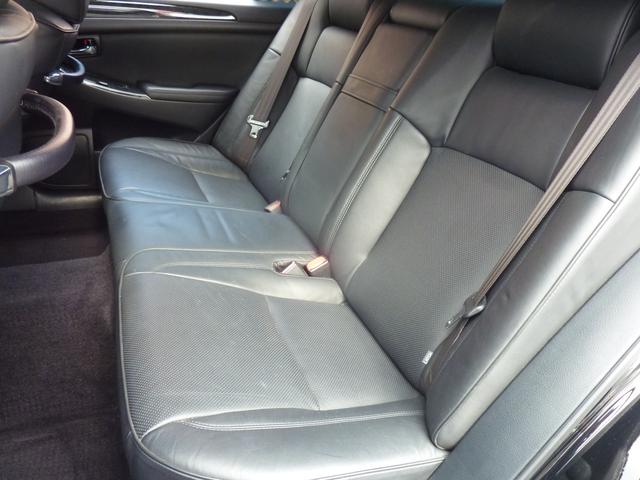 ���X�ł͎ԍD���ȍ��ƂQ�������m���풓���Ă���܂��@�C���͂������Ԃ̍\���@�\�Ȃ�ł������k�ɑΉ��ł����S���Ă��������߂ł��܂�