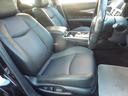 前席はパワーシートです