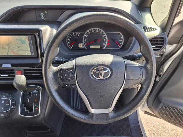 ノア X ナビ TV 電動スライドドア LEDヘッドランプ キーレスエントリー アイドリングストップ 3列シート CVT CD Bluetooth 衝突安全ボディ ABS ESC エアコン パワーステアリング(21枚目)