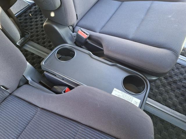 ノア X ナビ TV 電動スライドドア LEDヘッドランプ キーレスエントリー アイドリングストップ 3列シート CVT CD Bluetooth 衝突安全ボディ ABS ESC エアコン パワーステアリング(26枚目)