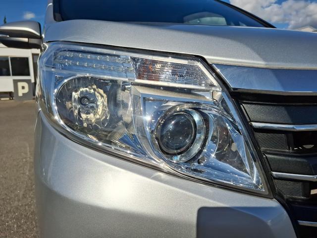 ノア X ナビ TV 電動スライドドア LEDヘッドランプ キーレスエントリー アイドリングストップ 3列シート CVT CD Bluetooth 衝突安全ボディ ABS ESC エアコン パワーステアリング(38枚目)