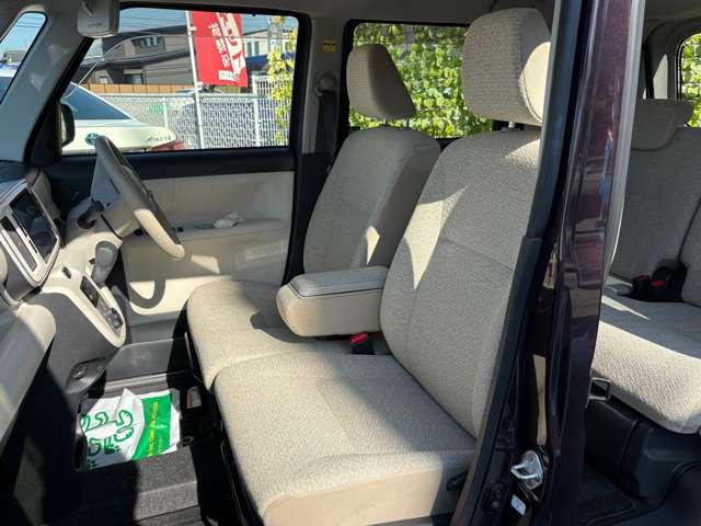 ムーヴキャンバス Ｘリミテッド　ＳＡＩＩ　ＥＴＣ　バックカメラ　両側電動スライドドア　ナビ　ＴＶ　衝突被害軽減システム　スマートキー　アイドリングストップ　電動格納ミラー　ベンチシート　ＣＶＴ　盗難防止システム　ＡＢＳ　ＥＳＣ　ＣＤ（10枚目）