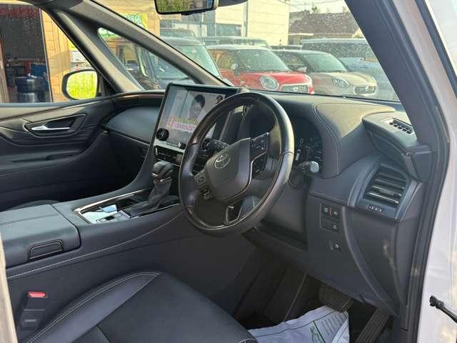 アルファード Ｚ　ドライブレコーダー　全周囲カメラ　ナビ　ＴＶ　クリアランスソナー　オートクルーズコントロール　レーンアシスト　衝突被害軽減システム　両側電動スライドドア　オートマチックハイビーム　ＬＥＤヘッドランプ（31枚目）