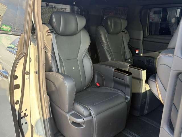 アルファード Ｚ　ドライブレコーダー　全周囲カメラ　ナビ　ＴＶ　クリアランスソナー　オートクルーズコントロール　レーンアシスト　衝突被害軽減システム　両側電動スライドドア　オートマチックハイビーム　ＬＥＤヘッドランプ（35枚目）