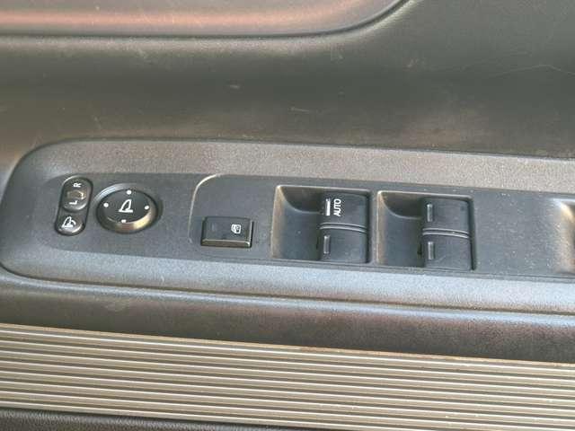 Ｎ－ＢＯＸスラッシュ Ｇ・ターボＡパッケージ　ＥＴＣ　バックカメラ　ナビ　ＴＶ　オートクルーズコントロール　衝突被害軽減システム　オートライト　ＨＩＤ　スマートキー　アイドリングストップ　電動格納ミラー　ベンチシート　ターボ　ＣＶＴ（13枚目）