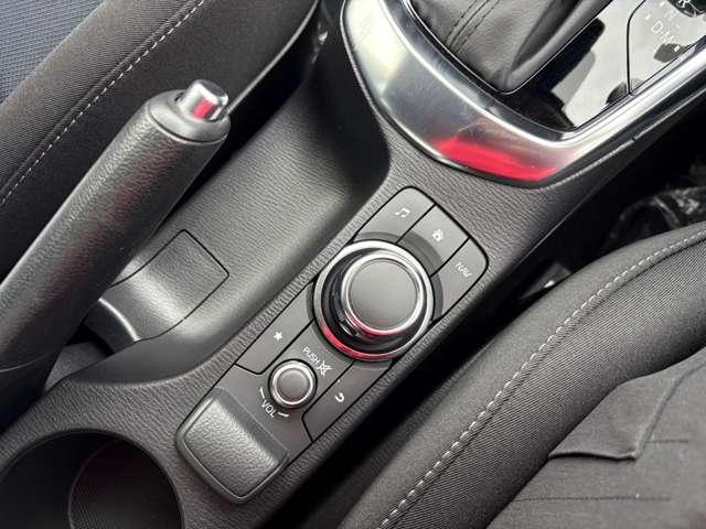 デミオ ＸＤ　ナビ　ＴＶ　オートクルーズコントロール　衝突被害軽減システム　アルミホイール　オートライト　スマートキー　アイドリングストップ　電動格納ミラー　ＡＴ　ＡＢＳ　ＥＳＣ　エアコン　パワーステアリング（5枚目）