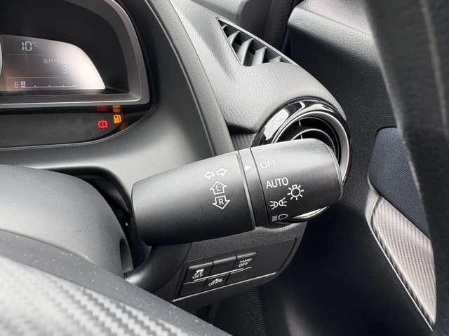 デミオ ＸＤ　ナビ　ＴＶ　オートクルーズコントロール　衝突被害軽減システム　アルミホイール　オートライト　スマートキー　アイドリングストップ　電動格納ミラー　ＡＴ　ＡＢＳ　ＥＳＣ　エアコン　パワーステアリング（9枚目）