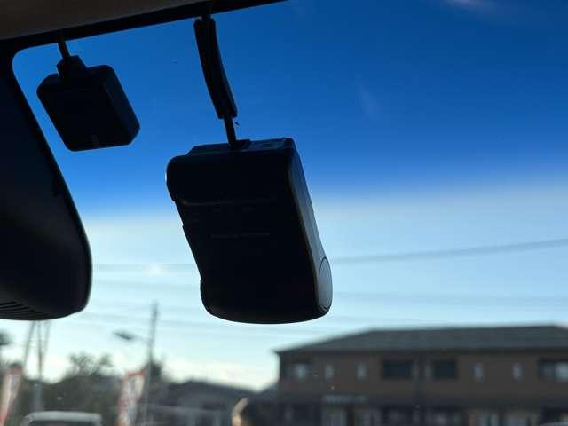 Ｎ－ＷＧＮカスタム Ｇ・Ｌパッケージ　ドライブレコーダー　オートクルーズコントロール　スマートキー　アイドリングストップ　電動格納ミラー　ベンチシート　ＣＶＴ　ＥＳＣ　アルミホイール　エアコン　パワーステアリング（2枚目）