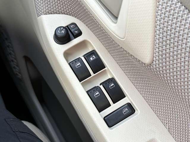 ムーヴ Ｘ　ＳＡＩＩ　ドライブレコーダー　ＥＴＣ　バックカメラ　ナビ　ＴＶ　クリアランスソナー　衝突被害軽減システム　スマートキー　アイドリングストップ　電動格納ミラー　ベンチシート　ＣＶＴ　ＡＢＳ　ＥＳＣ　ＣＤ　ＵＳＢ（9枚目）