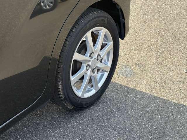 ムーヴ Ｘ　ＳＡＩＩ　ドライブレコーダー　ＥＴＣ　バックカメラ　ナビ　ＴＶ　クリアランスソナー　衝突被害軽減システム　スマートキー　アイドリングストップ　電動格納ミラー　ベンチシート　ＣＶＴ　ＡＢＳ　ＥＳＣ　ＣＤ　ＵＳＢ（25枚目）