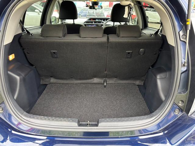 アクア Ｓスタイルブラック　ドライブレコーダー　ＥＴＣ　バックカメラ　ナビ　ＴＶ　レーンアシスト　衝突被害軽減システム　アルミホイール　オートマチックハイビーム　スマートキー　電動格納ミラー　ＣＶＴ　衝突安全ボディ　ＡＢＳ（24枚目）