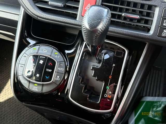 ヴォクシー ＺＳ　煌　ＥＴＣ　バックカメラ　オートクルーズコントロール　レーンアシスト　衝突被害軽減システム　両側電動スライドドア　オートマチックハイビーム　オートライト　スマートキー　アイドリングストップ　電動格納ミラー（6枚目）