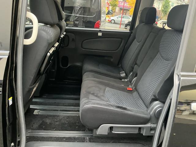 セレナ ２０Ｘ　メモリーナビ　両側パワースライド　インテリキー　Ｂｌｕｅｔｏｏｔｈ接続　バックカメラ　オートエアコン　電動格納ミラー（18枚目）