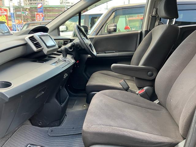 フリード G ジャストセレクション スマートキー SDナビ フルセグ DVD再生 Bluetooth SDカード 後席モニターBカメラ ETC HIDライト 社外14AW オートA/C 両面自動ドア ドアミラーウインカー 6人乗(20枚目)