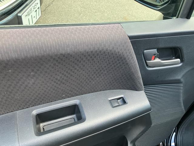 フリード G ジャストセレクション スマートキー SDナビ フルセグ DVD再生 Bluetooth SDカード 後席モニターBカメラ ETC HIDライト 社外14AW オートA/C 両面自動ドア ドアミラーウインカー 6人乗(22枚目)