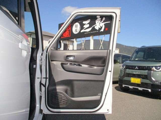 ルークス ハイウェイスター Gターボプロパイロットエディション 純正ナビ/地デジ/CD/DVD/Bluetooth アラウンドビューモニター 両側パワスラドラレコ インテリキー エマブレ プロパイロット LEDライト 純正アルミ オートライト オートAC(14枚目)