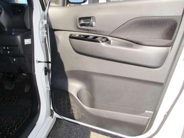 ルークス ハイウェイスター Gターボプロパイロットエディション 純正ナビ/地デジ/CD/DVD/Bluetooth アラウンドビューモニター 両側パワスラドラレコ インテリキー エマブレ プロパイロット LEDライト 純正アルミ オートライト オートAC(15枚目)